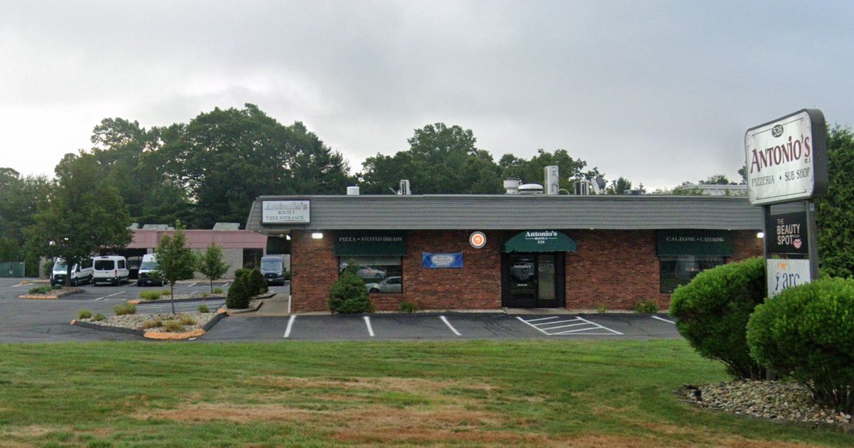 The Antonio’s Pizzeria and Sub Shop sign and brick storefront at 528 Washington Ave. in North Haven
