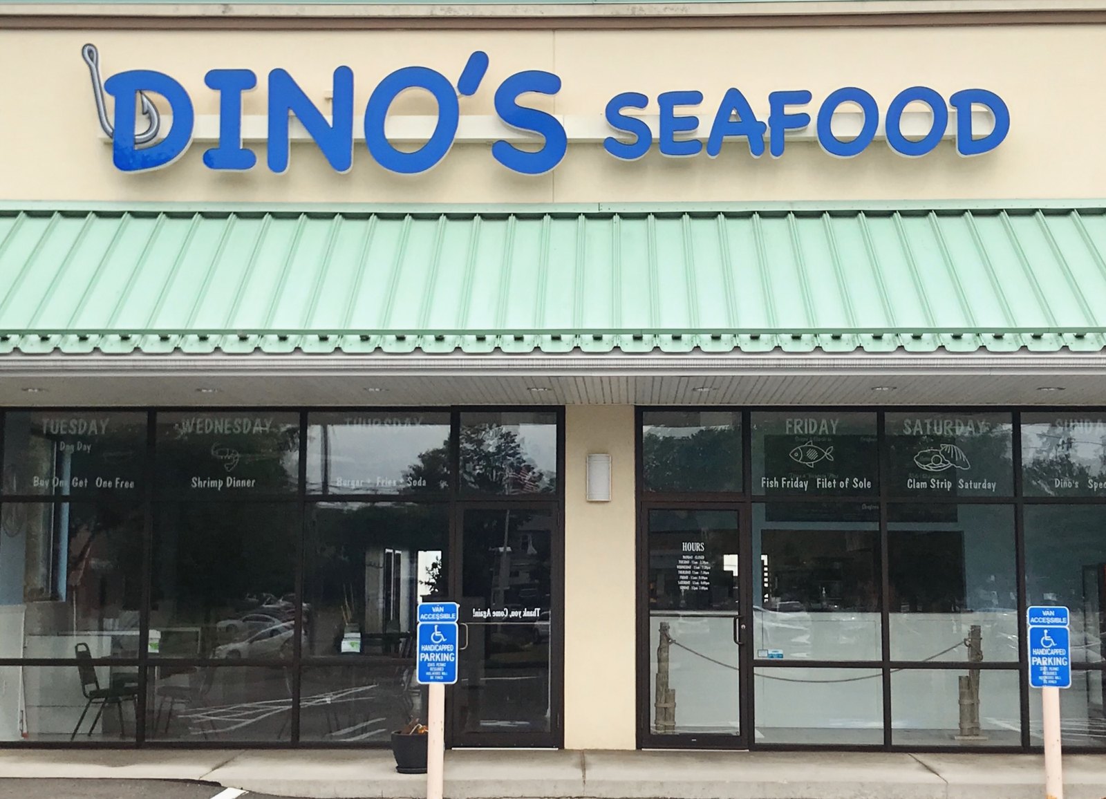 The Dino’s Seafood storefront at 323 Washington Ave. in North Haven