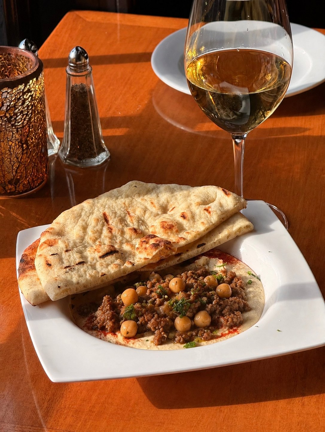 Hummus with warm pita at Josephs on Whitney