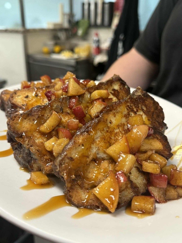 Apple fritter French toast with caramelized apples