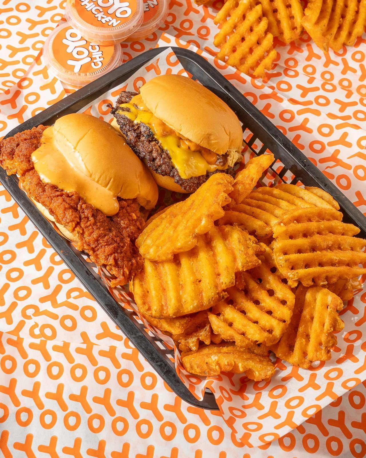 YoYo Chicken sliders and waffle fries